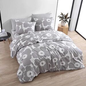 NWT - Marimekko duvet/ pillowcases- Full/Queen